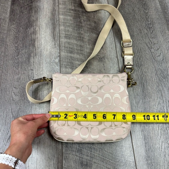 Coach Light‎ Pink Satchel - Picture 13 of 14